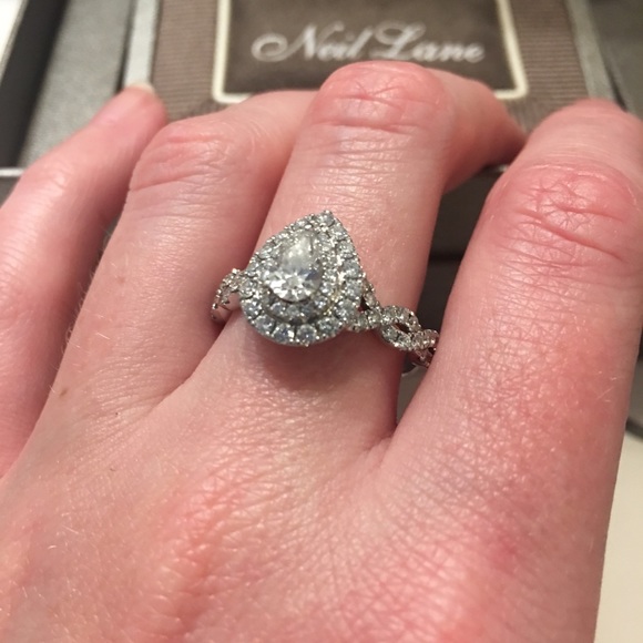 Neil Lane Diamond Ring - Picture 6 of 7